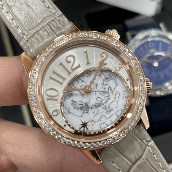 Jaeger LeCoultre - Rendez-Vous Moon Serenity 36mm Diam RG/LE Rose Grey Dial CCF A9015