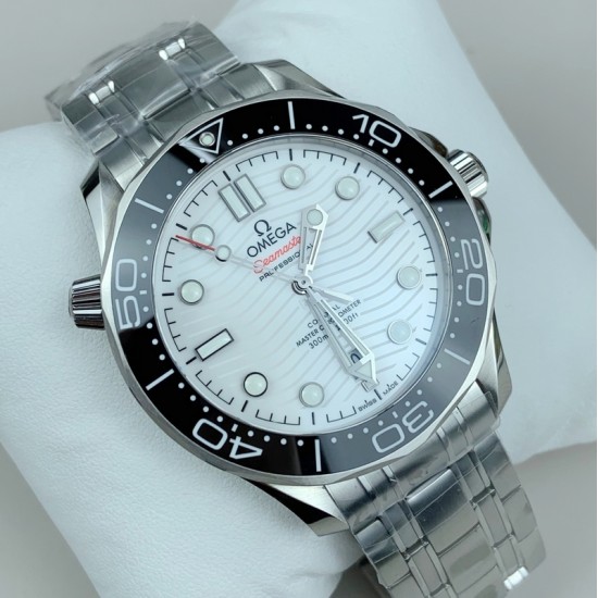 Omega-Seamaster Diver 300M 42mm SS/SS Black Ceramic White Dial VSF VS8800 1:1 Super Clone V4