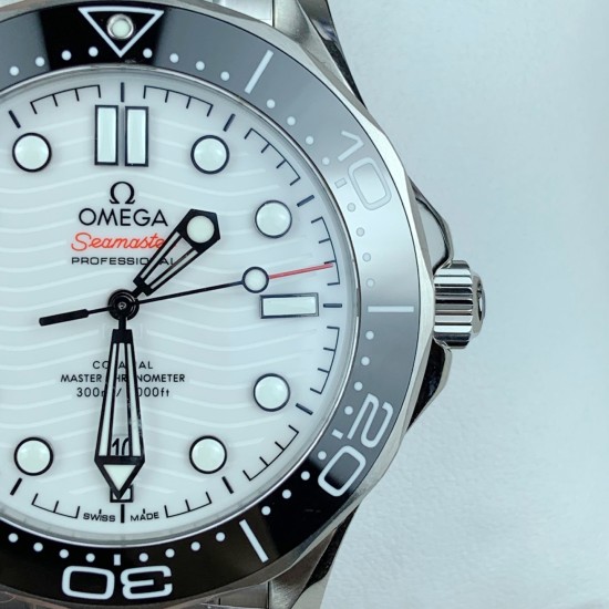 Omega-Seamaster Diver 300M 42mm SS/SS Black Ceramic White Dial VSF VS8800 1:1 Super Clone V4