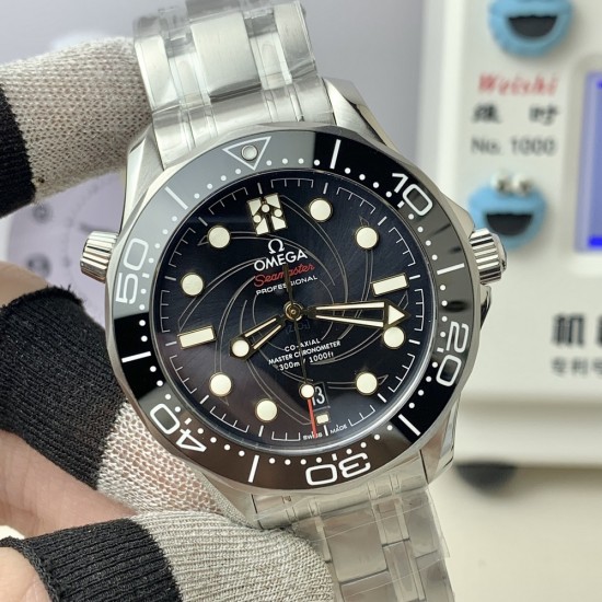 Omega-Seamaster 300M James Bond 007 Queen's Messenger Limited Edition SS/SS Black Ceramic Black Dial VSF VS8800 1:1 Super Clone V4