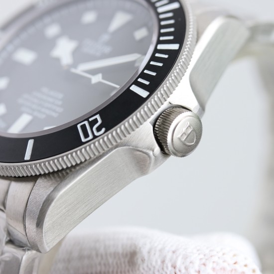 Tudor-Pelagos Titanium 42mm TI/TI Black Dial XF V5 A2824