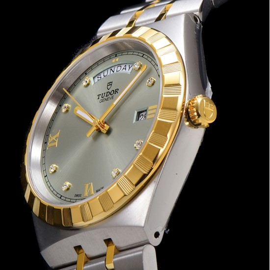 Tudor-Royal Day-Date 41mm SS/YG Black/Dia V7F A2824