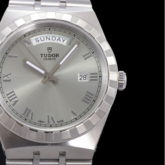 Tudor-Royal Day-Date 41mm SS/SS Silver/Rmn V7F A2824