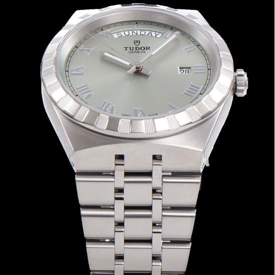 Tudor-Royal Day-Date 41mm SS/SS Silver/Rmn V7F A2824