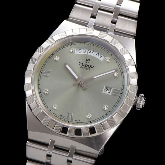 Tudor-Royal Day-Date 41mm SS/SS Silver/Dia V7F A2824
