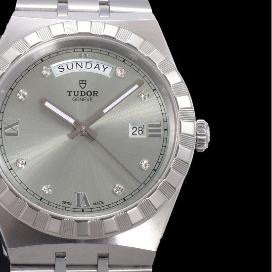 Tudor-Royal Day-Date 41mm SS/SS Silver/Dia V7F A2824