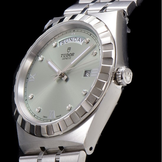 Tudor-Royal Day-Date 41mm SS/SS Silver/Dia V7F A2824