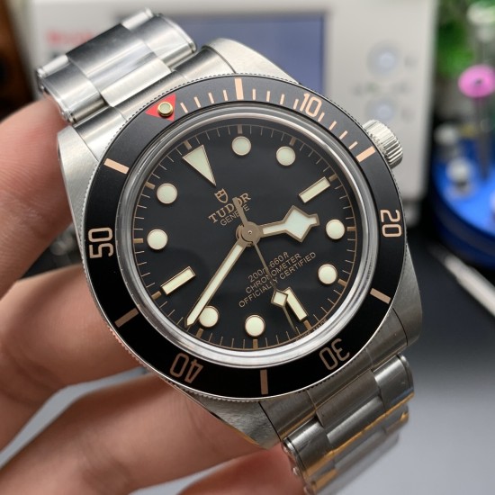 Tudor-Black Bay M79030N-0001 39mm SS/SS Black Dial ZF V2 A2824