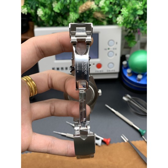 Tudor-Black Bay Fifty Eight 39mm SS/SS Blue Dial ZF A2824 Automatic