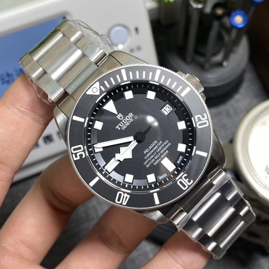 Tudor-Pelagos Titanium 42mm TI/TI Black XF V5 A2824 Automatic