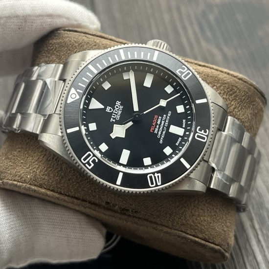 Tudor-Pelagos Titanium 39mm M25407N TI/TI Black Dial ZF V2 A2824