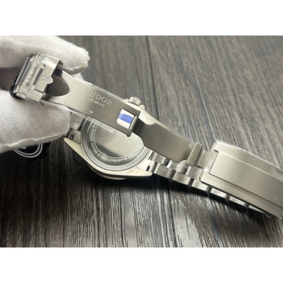 Tudor-Pelagos Titanium 39mm M25407N TI/TI Black Dial ZF V2 A2824