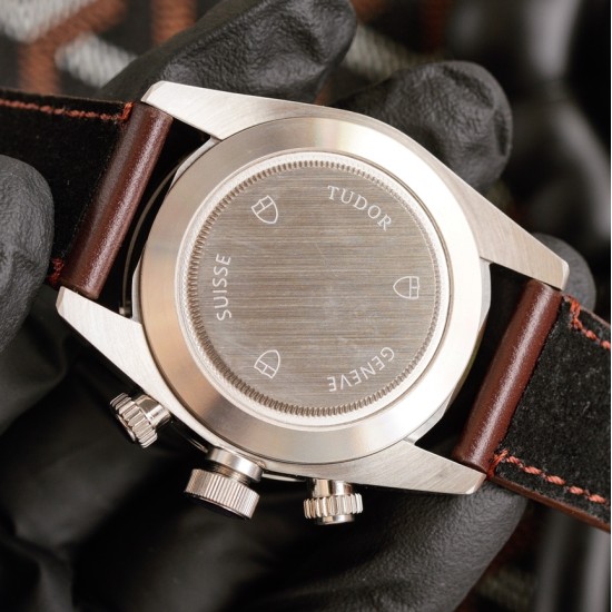 Tudor-Black Bay Chrono 42mm SS/LE White Dial BLSF A7750 Automatic