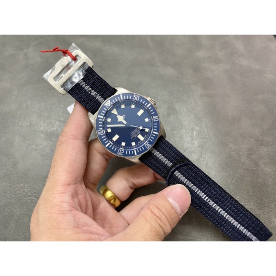 Tudor-Pelagos FXD Titanium 42mm TI/NY Blue Dial M+F 8N24
