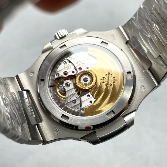 Patek Philippe - Nautilus 5711 40mm Full Diamonds SS/SS Diamonds Dial PPF A324