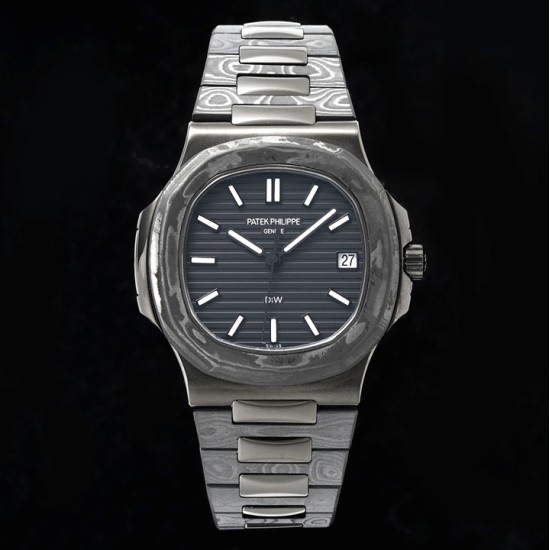 Patek Philippe - Nautilus 5711 40mm Carbon/Carbon Black Textured Dial DIWF 324SC