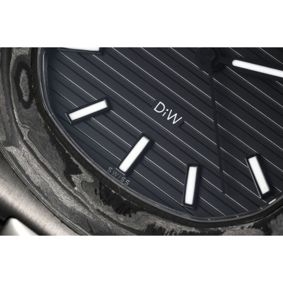 Patek Philippe - Nautilus 5711 40mm Carbon/Carbon Black Textured Dial DIWF 324SC