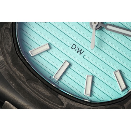 Patek Philippe - Nautilus 5711 40mm Carbon/Carbon Tiffany Blue DIWF 324SC