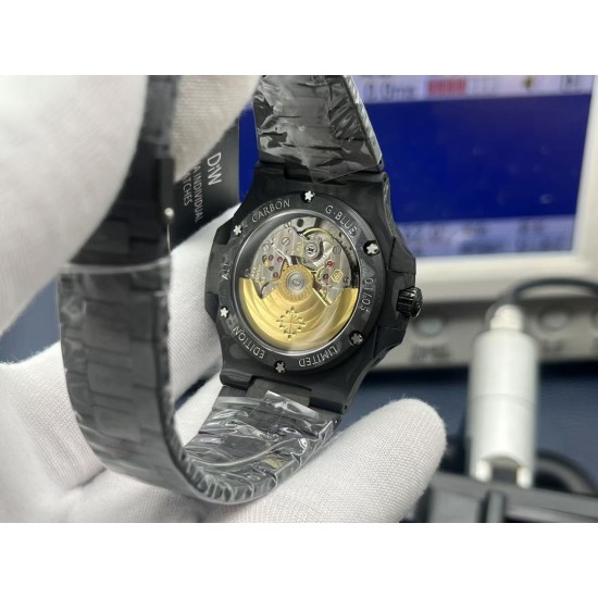 Patek Philippe - Nautilus 5711 40mm Carbon/Carbon Black Textured Dial DIWF 324SC