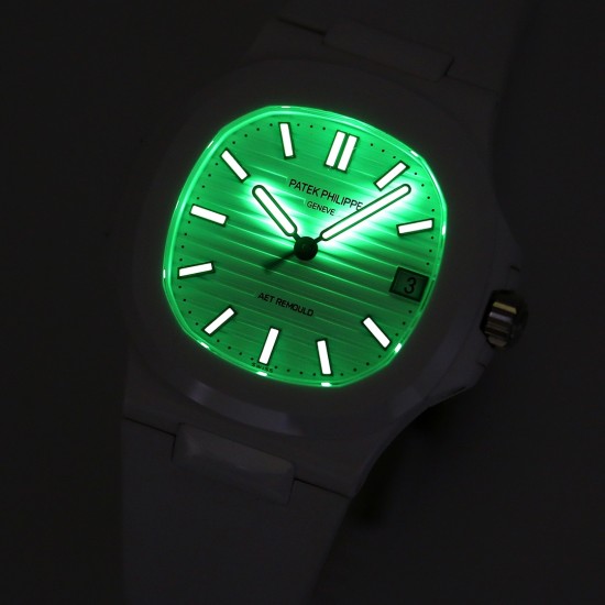 Patek Philippe - Nautilus AET 5711 40mm White Cer/RU Grey Dial AMGF MY9015