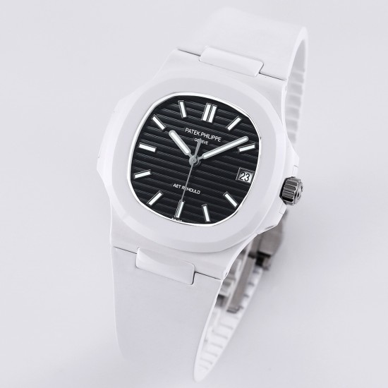 Patek Philippe - Nautilus AET 5711 40mm White Cer/RU Black Dial AMGF MY9015