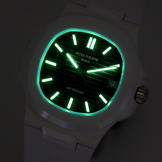 Patek Philippe - Nautilus AET 5711 40mm White Cer/RU Black Dial AMGF MY9015