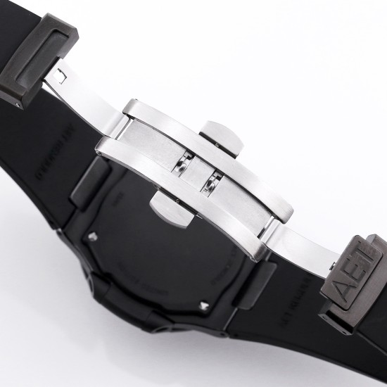 Patek Philippe - Nautilus AET 5711 40mm Cer/RU Black Dial AMGF MY9015