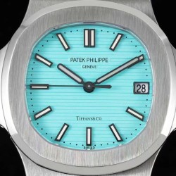 Patek Philippe - Nautilus 5711 Tiffany Blue 40mm SS/SS GRF 324SC