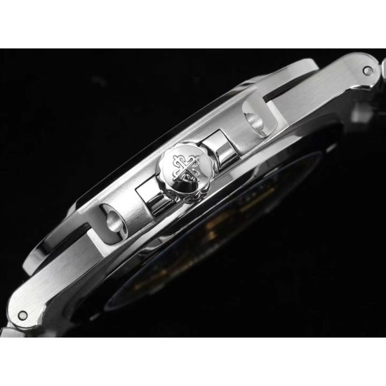 Patek Philippe - Nautilus 5711 Tiffany Blue 40mm SS/SS GRF 324SC