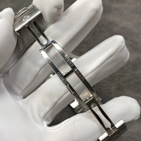 Patek Philippe - Nautilus 5726 40mm SS/SS Blue Textured Dial KMF A324