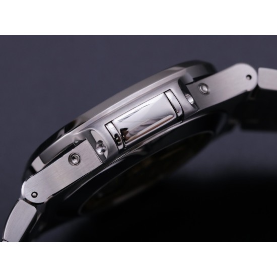 Patek Philippe - Nautilus Annual Cal. 5726A 42MM SS/SS White V9F MY9015