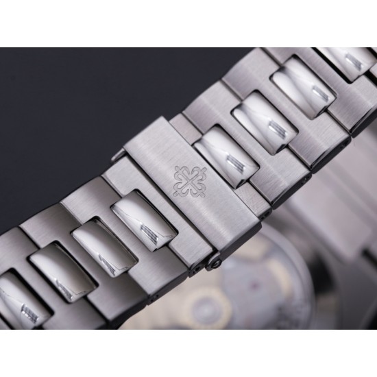 Patek Philippe - Nautilus Annual Cal. 5726A 42MM SS/SS Grey V9F MY9015