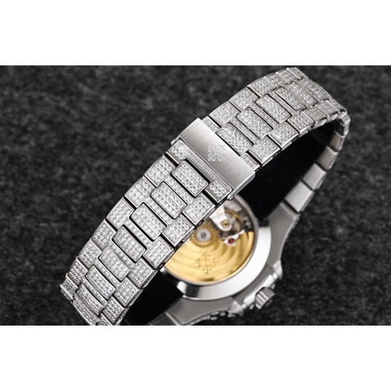 Patek Philippe - Nautilus Annual Cal. 5726A 40.5MM Full Diam SS/SS Diam R8F A324