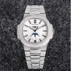 Patek Philippe - Nautilus Annual Cal. 5726A 40.5MM Full Diam SS/SS White Dial R8F A324