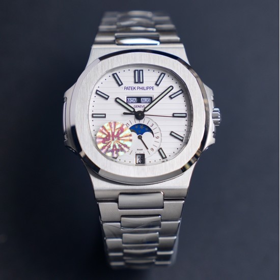 Patek Philippe - Nautilus 5726 40mm SS/SS White Textured Dial PPF A324