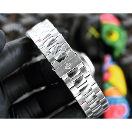 Patek Philippe - Nautilus 5740 40mm SS/SS Blue/Stk TWF A240