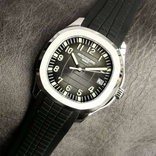 PATEK PHILIPPE - Aquanaut Ref.5167 40mm SS/RU Black/Num 3KF V3 330SC
