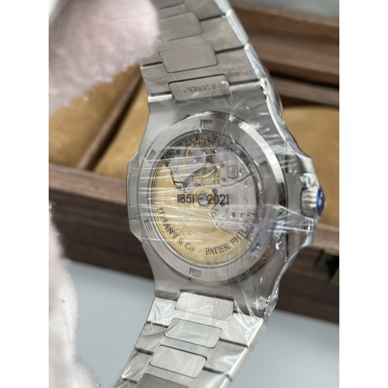 PATEK PHILIPPE - Nautilus 40mm 5711 Tiffany Blue SS/SS 3KF A330