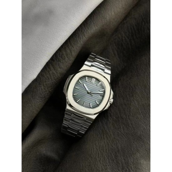 PATEK PHILIPPE - Nautilus 5711 40mm SS/SS Blue Dial 3KF A324