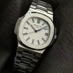 PATEK PHILIPPE - Nautilus 5711 40mm SS/SS White/Stk 3KF A324