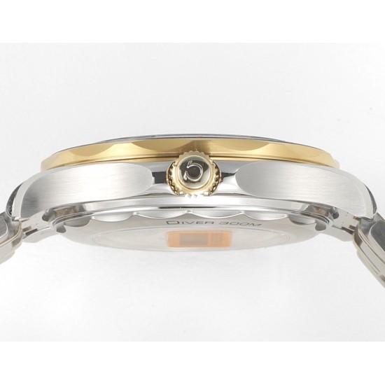 Omega-Seamaster Diver 42mm 300m YG/SS Blue Dial VSF A8800