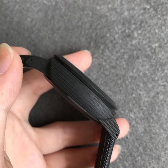 Panerai-PAM1661 Luminor. Carbotech Auto 44mm FC/NY Black Dial VSF P9010