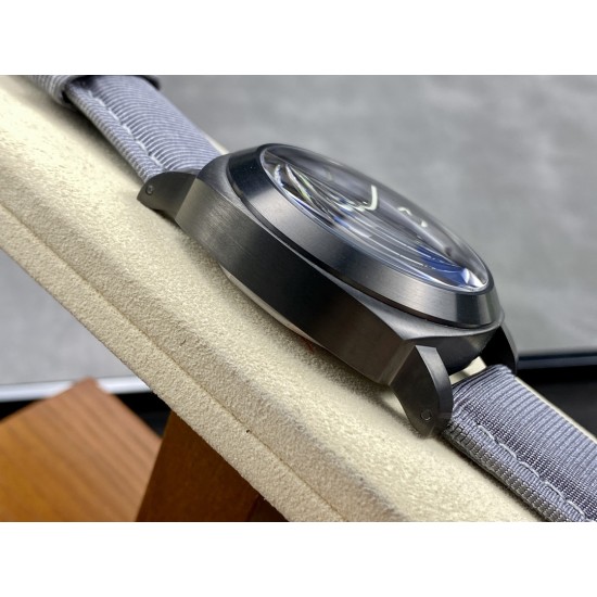 Panerai-Luminor Pam2121 44mm TI/NY Black Dial HWF A6497