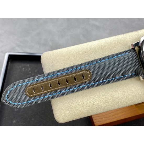 Panerai-PAM774 Luminor 44mm Black Dial SS/NY HWF A6497