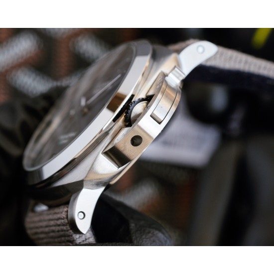 Panerai-PAM1356 Luminor 44mm Grey Dial SS/NY V7F A9010