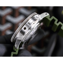 Panerai-Submersible PAM2223 42mm SS/RU White Dial VSF P900