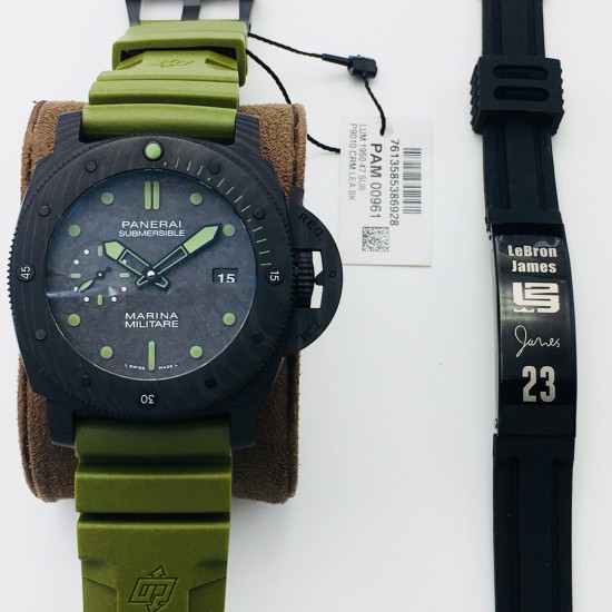 Panerai - PAM961 Submersible 47MM CarboTech FC/RU Black Dial VSF P9010