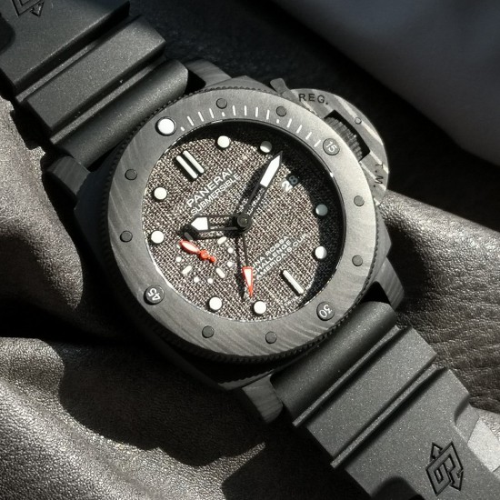 Panerai-PAM1039 Submersible Luna Rossa GMT 47mm Carbon/RU VSF P9010 Super Clone