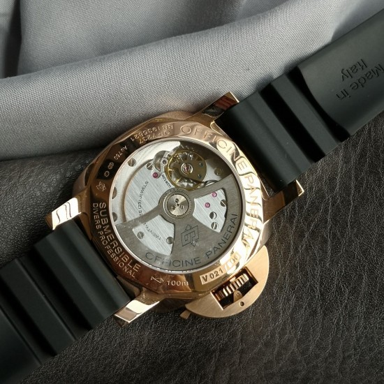 Panerai-Submersible PAM974 42mm RG/LE Black Dial VSF OP XXXIV