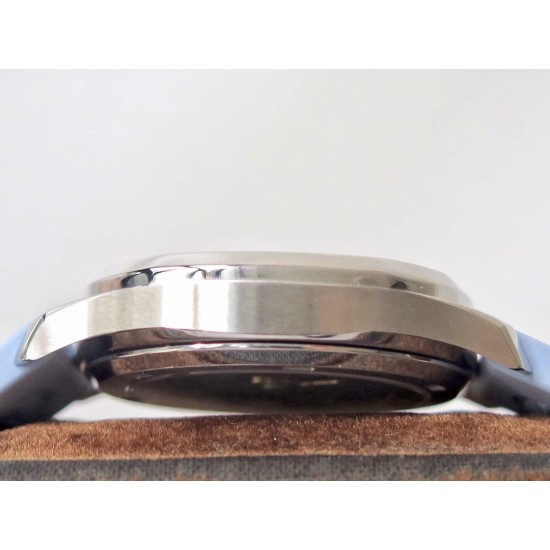 Patek Philippe - Aquanaut Ladies 35mm Dm Bez SS/RU Blue MOP PPF MY9015